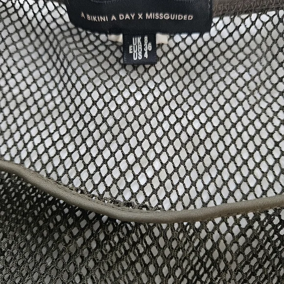 Fishnet Crop MISSGUIDED - Picture 4 of 6